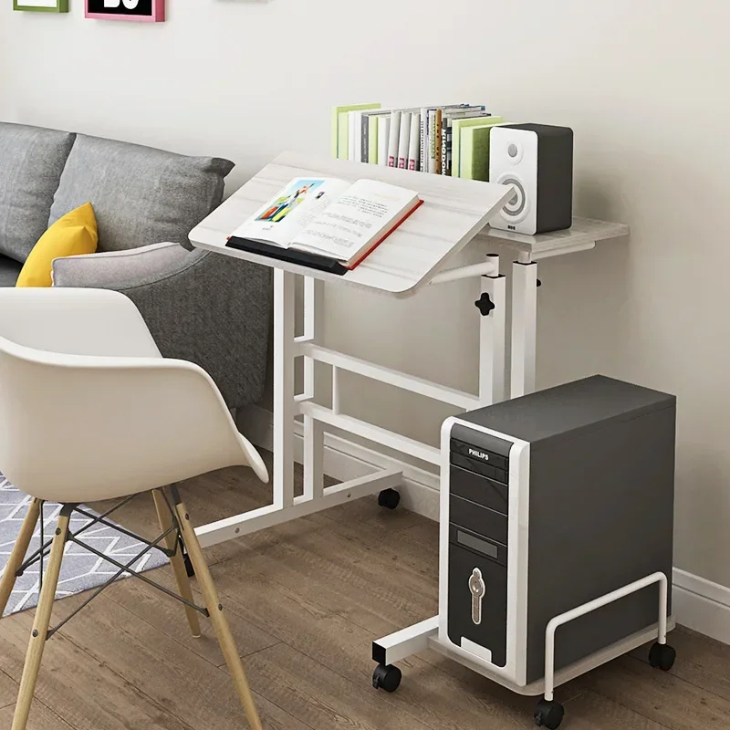 Desk Setup Simple - Modern ayakta kullanılan bilgisayar masası, sade
